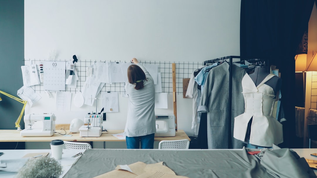 Workwear Dress Up Ideas with tailored layers and polished office essentials
