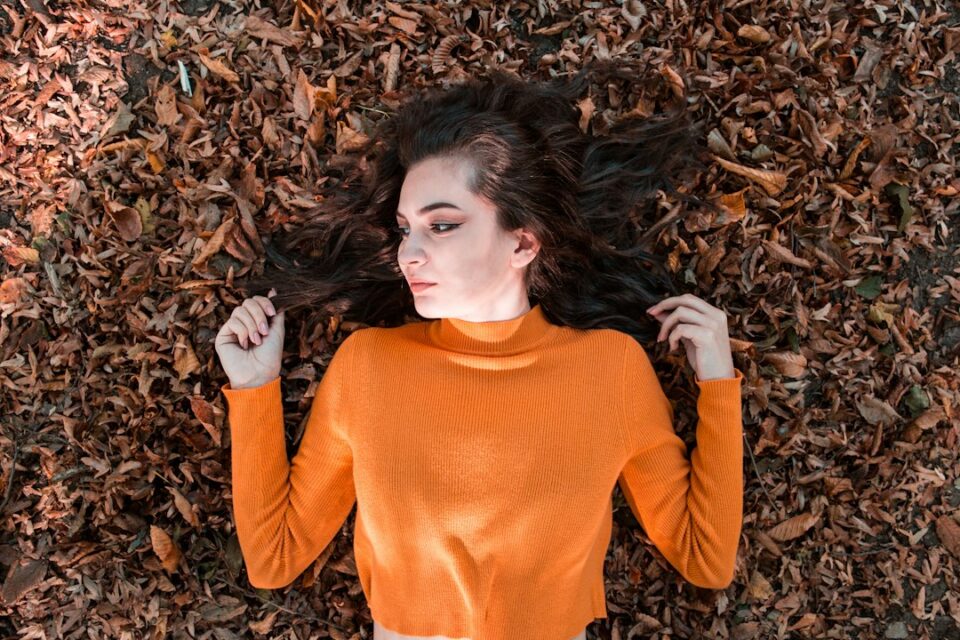 Editorial cover illustration showing fall hair color trends 2026 across copper, beige blonde, mocha brunette and cherry cola palettes